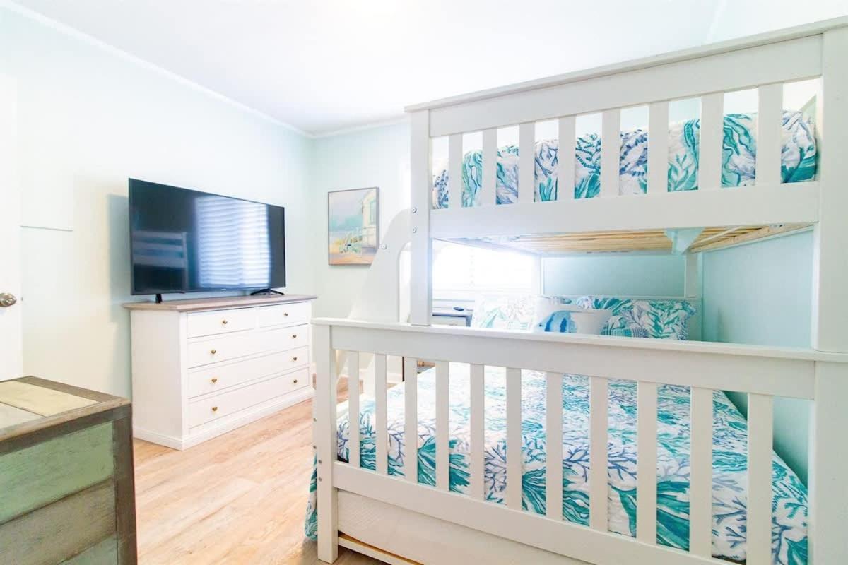 Beach Harbour 16 @ The Carolina Beach Boardwalk - Full Remodel! Eksteriør billede