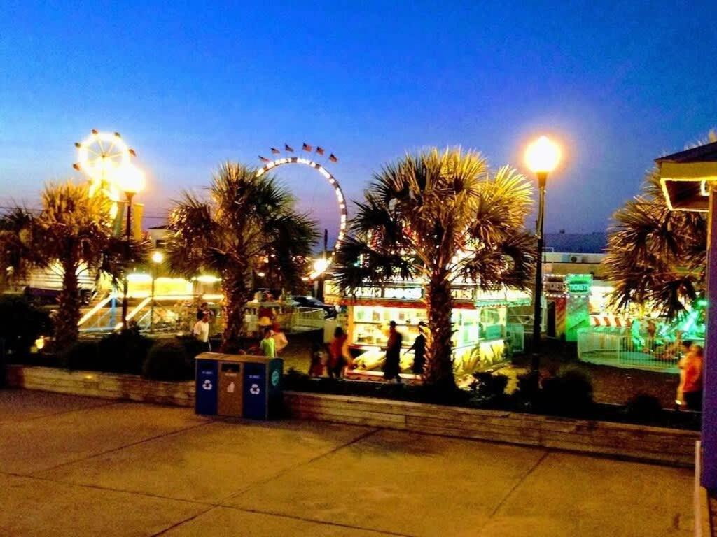 Beach Harbour 16 @ The Carolina Beach Boardwalk - Full Remodel! Eksteriør billede