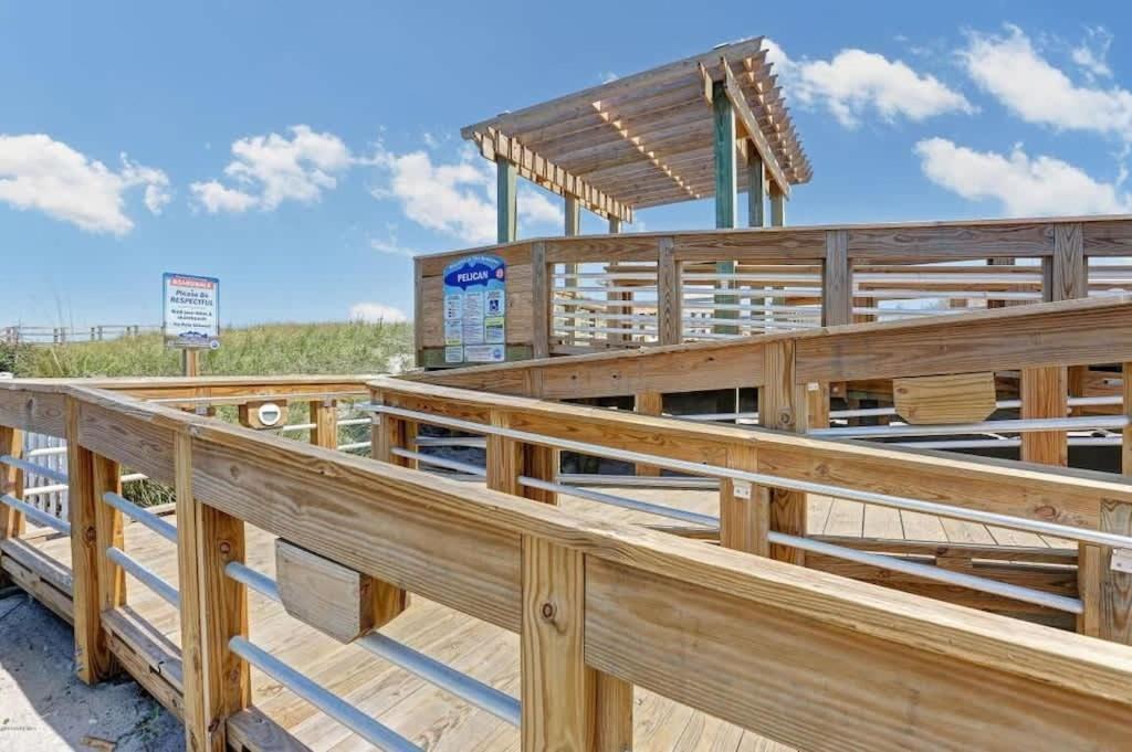 Beach Harbour 16 @ The Carolina Beach Boardwalk - Full Remodel! Eksteriør billede